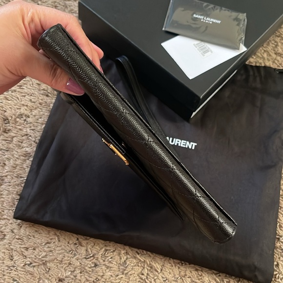 Saint Laurent Envelope Flap Pouch in Mix Matelassé Shiny Grained Leather - Picture 10 of 13